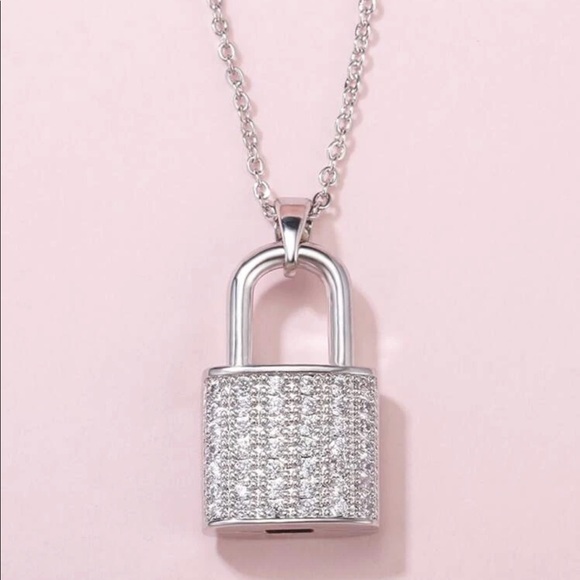 Jewelry - Pavé / Paved Bling Padlock Pendant charm silver Chain Classy Cool necklace